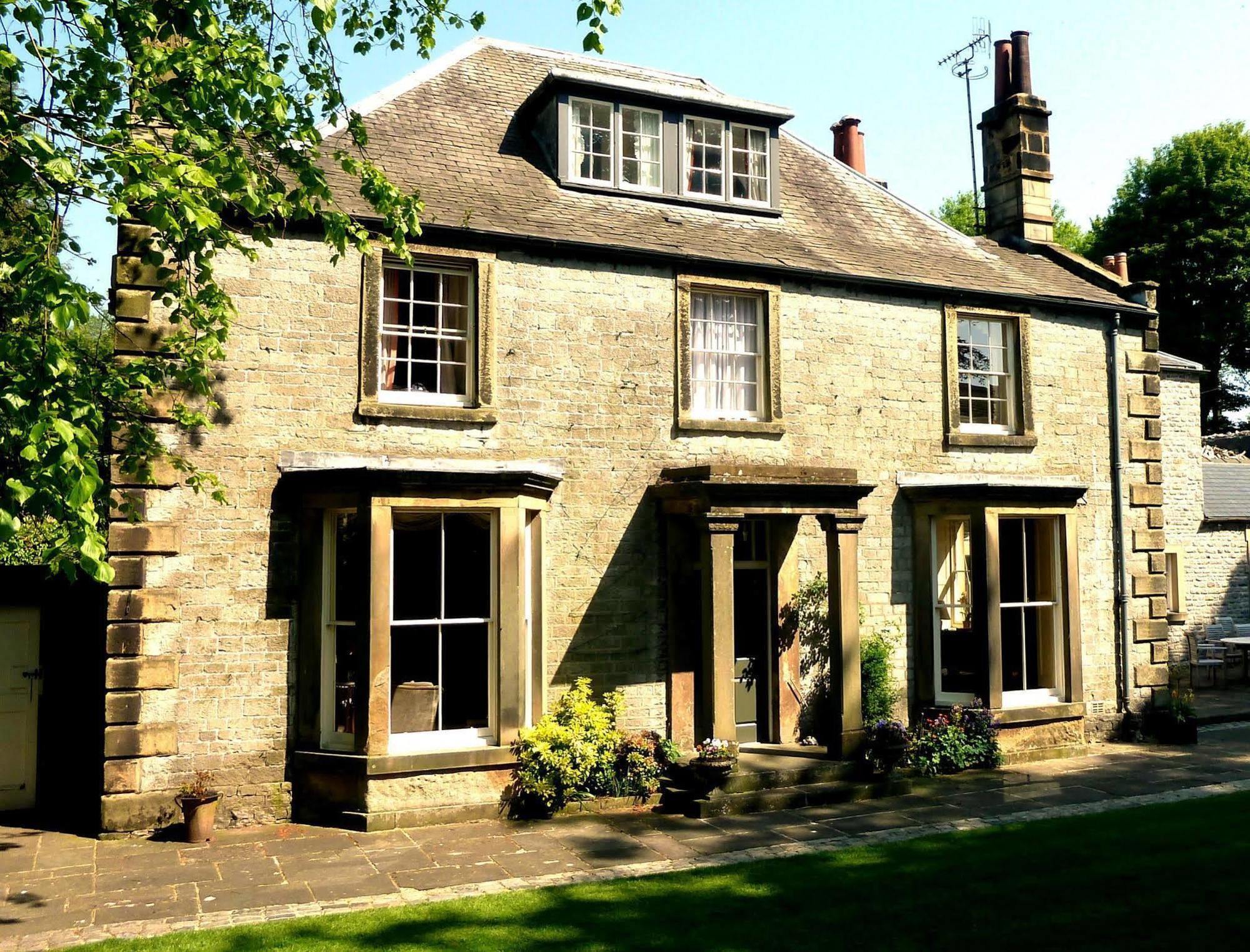 The Old Vicarage B&B Tideswell Bagian luar foto